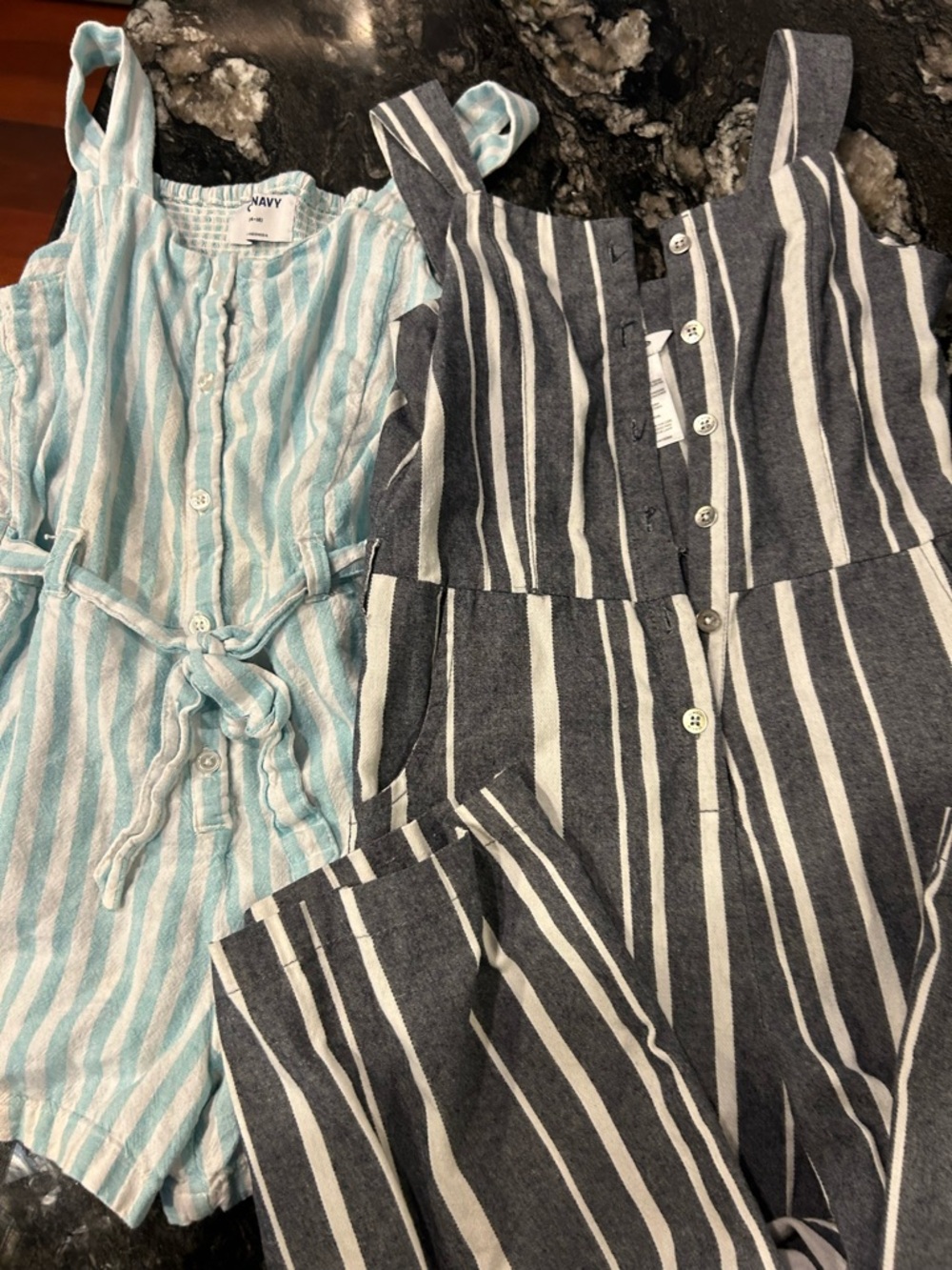 Lot of kids clothes mainly sizes 10/12 several nwt - get ready for summer bundle - Picture 5 of 6